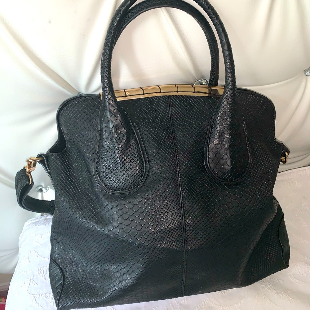 Bella Luca leather handbag
